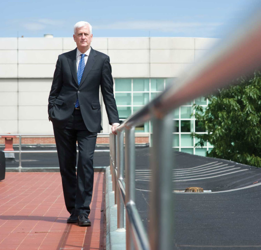Sheehan steps down as CEO of Globe