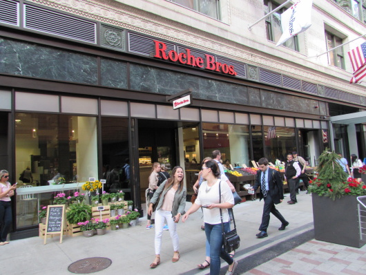 Market signal: Roche Bros. arrival a welcome sign