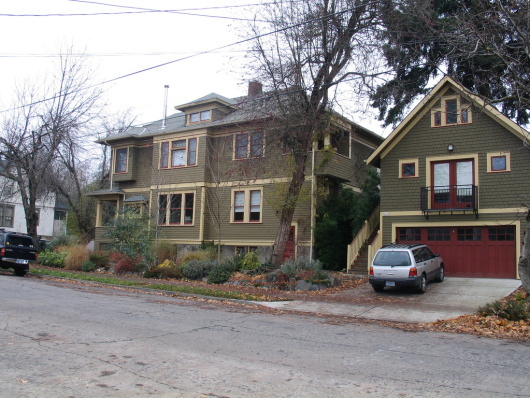 The state should encourage accessory apartments