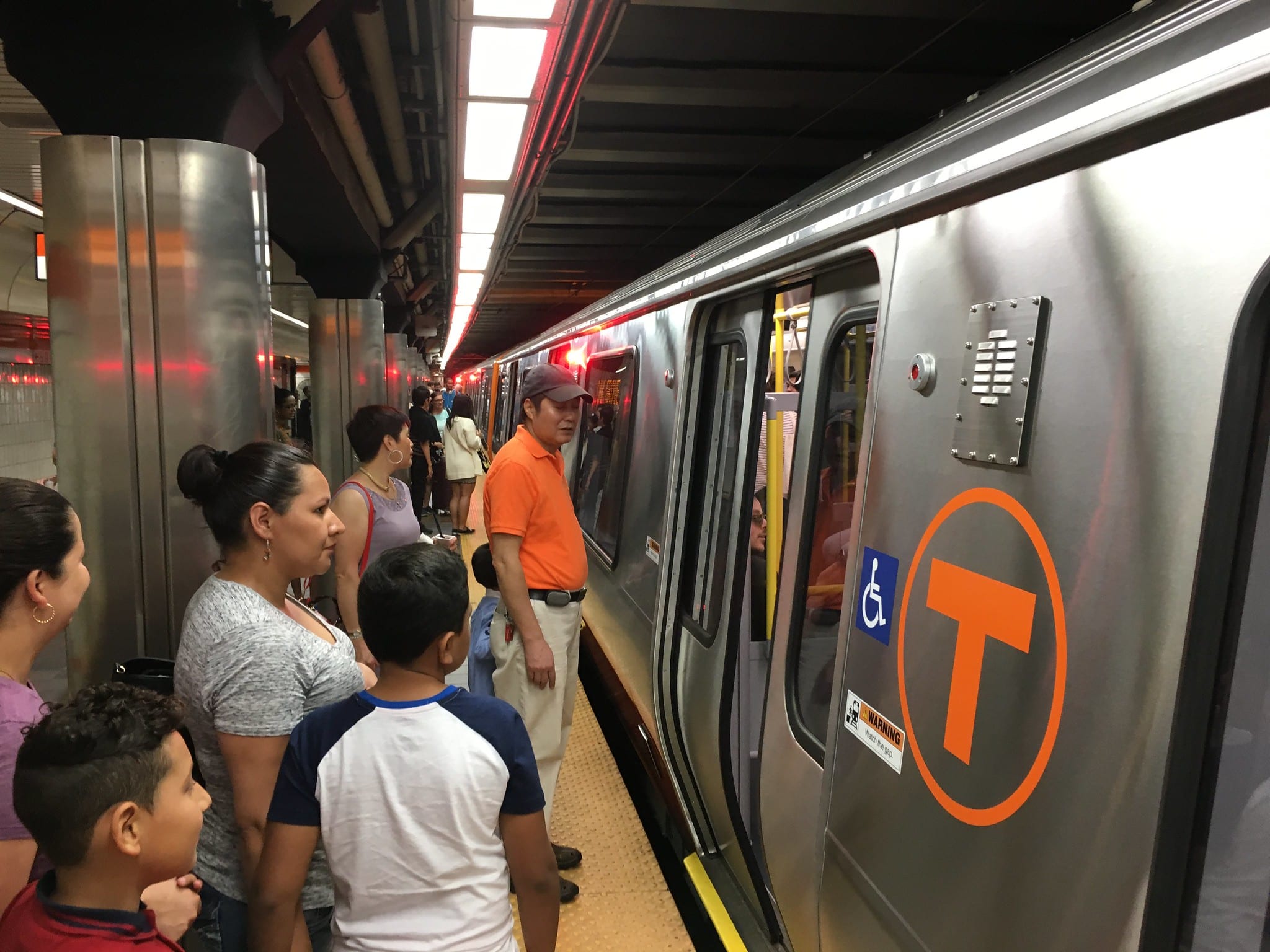 All New Orange Line Trains Taken Out Of Service - CommonWealth Magazine