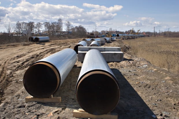 Gas pipeline firm says it's full-speed ahead