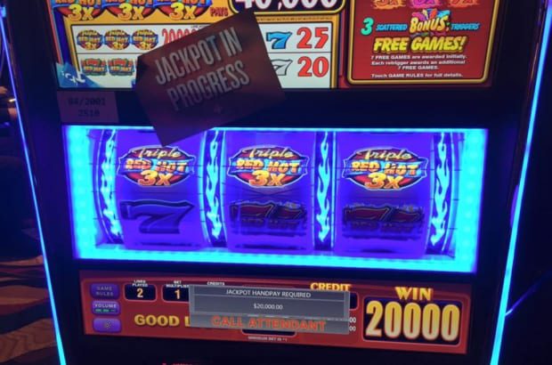 Slots parlor not hurting lottery sales