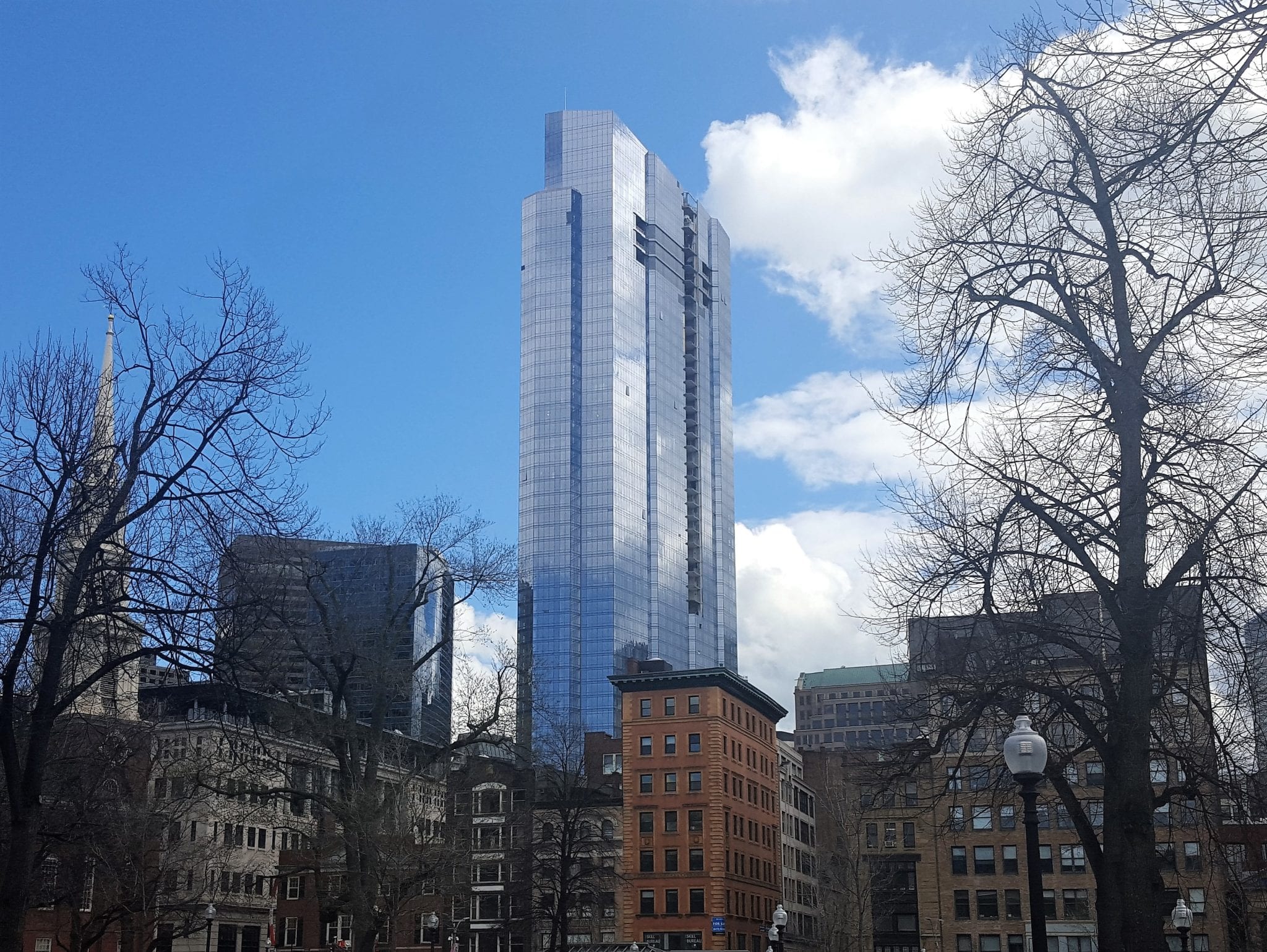 Think tank sees peril in Boston luxury towers