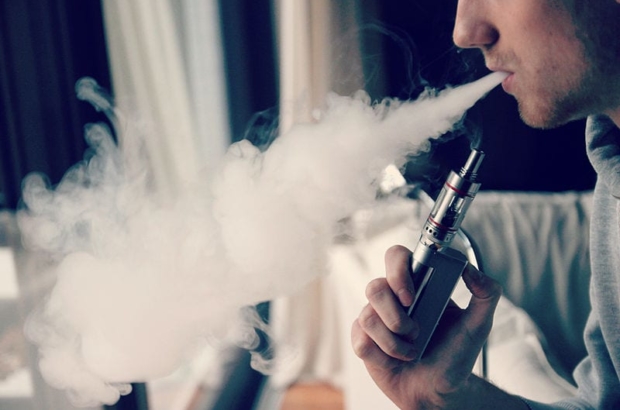 E-cigs pose big danger to teens