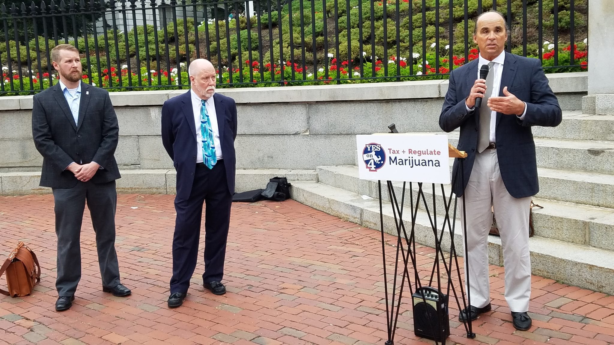 Slow pot rollout costing state tax revenue