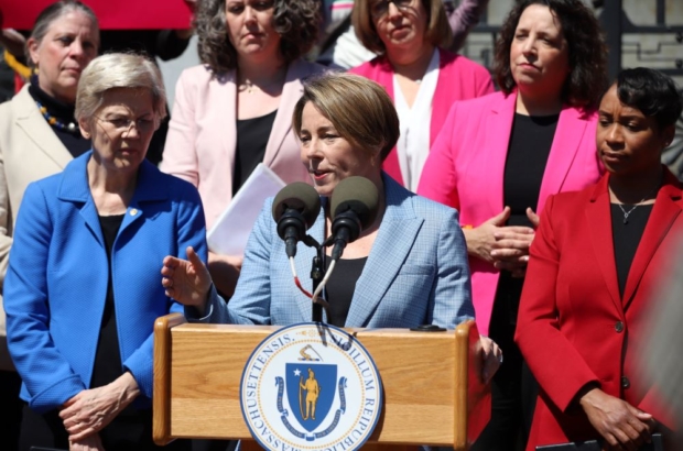 Healey pleads for federal help in addressing shelter crisis